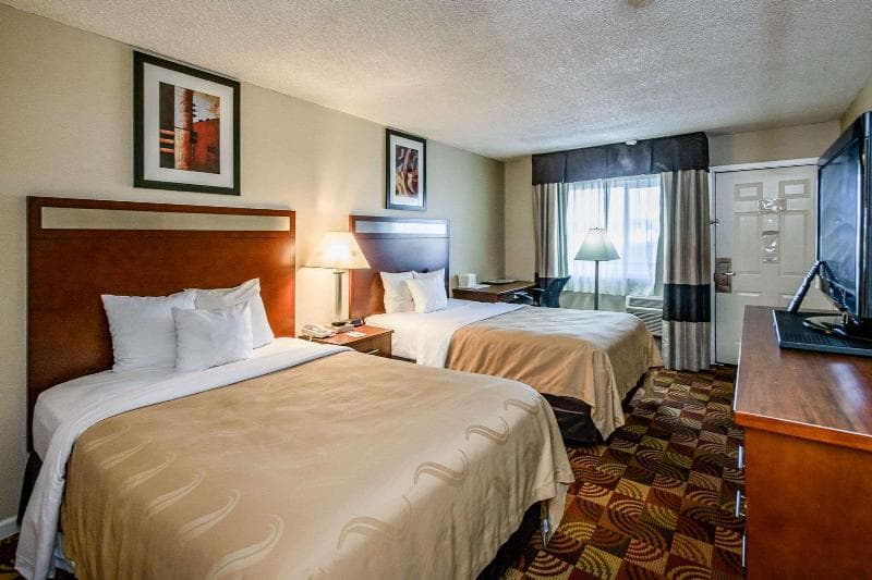 Quality Inn Redding Near I-5 4