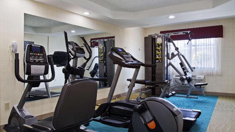 Best Western The Inn at Rochester Airport 3