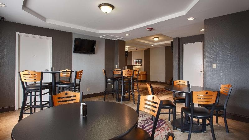 Best Western The Inn at Rochester Airport photo 1