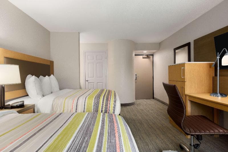 Country Inn & Suites by Radisson, San Antonio Medical Center 5