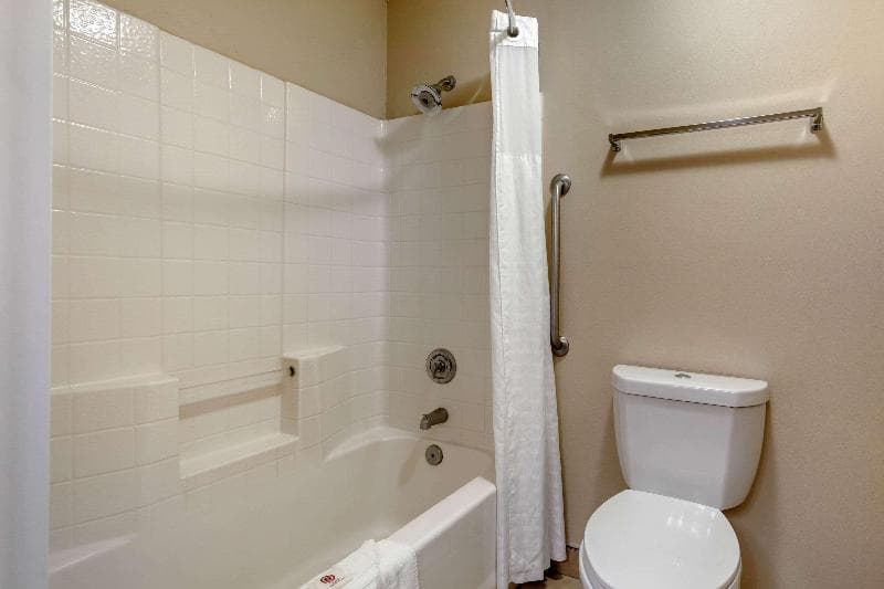 Comfort Inn 5