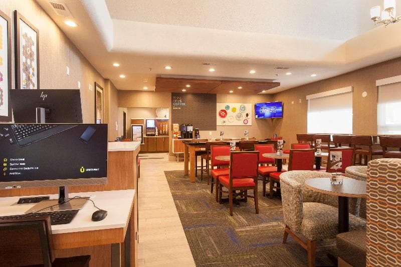 Holiday Inn Express & Suites Santa Fe photo 1