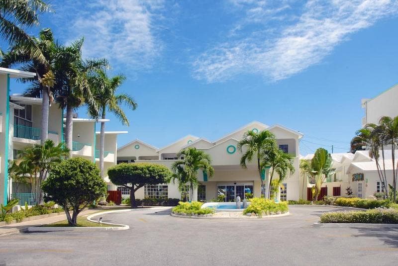 Blue Horizon Hotel 2