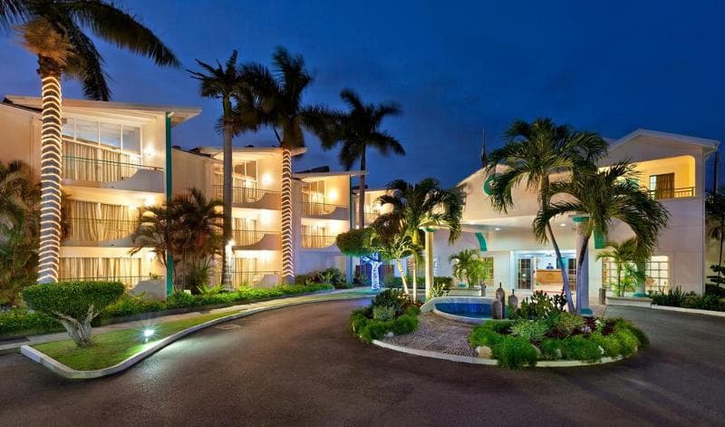 Blue Horizon Hotel 3