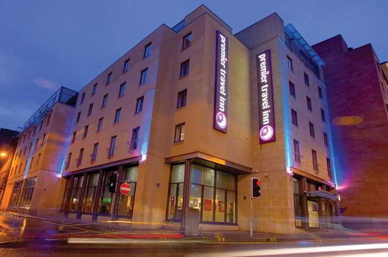 Premier Inn Edinburgh City Centre Lauriston Place main