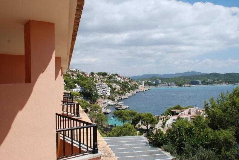 Hotel Petit Cala Fornells main