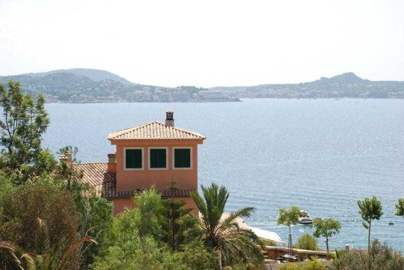 Hotel Petit Cala Fornells 3