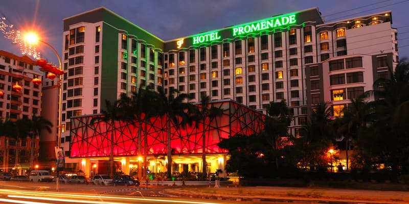 Promenade Hotel photo 1