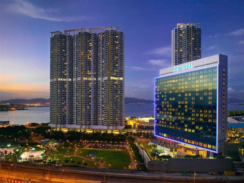 Novotel Hong Kong Citygate Hotel 3