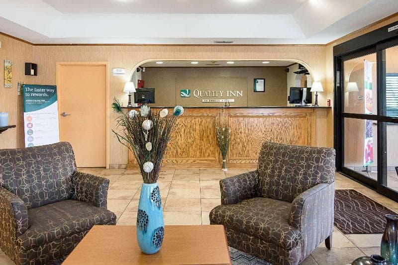 Quality Inn 3