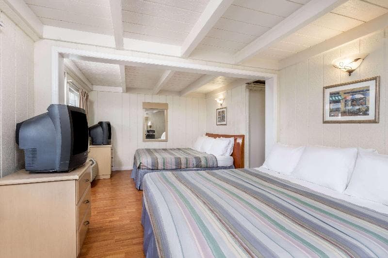 Travelodge By Wyndham Fairfield/Napa Valley 5