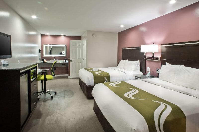 Quality Inn Hayward 4