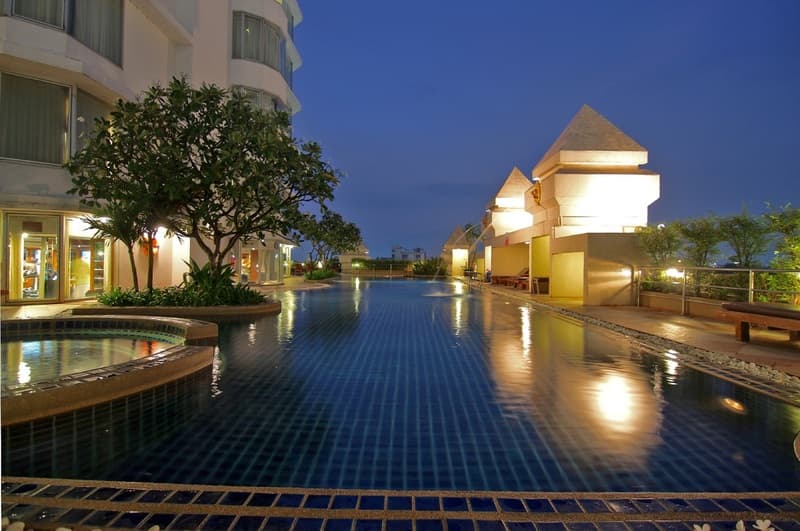 Duangtawan Hotel 3