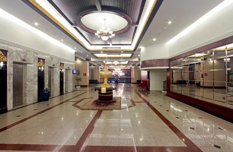 Duangtawan Hotel 5