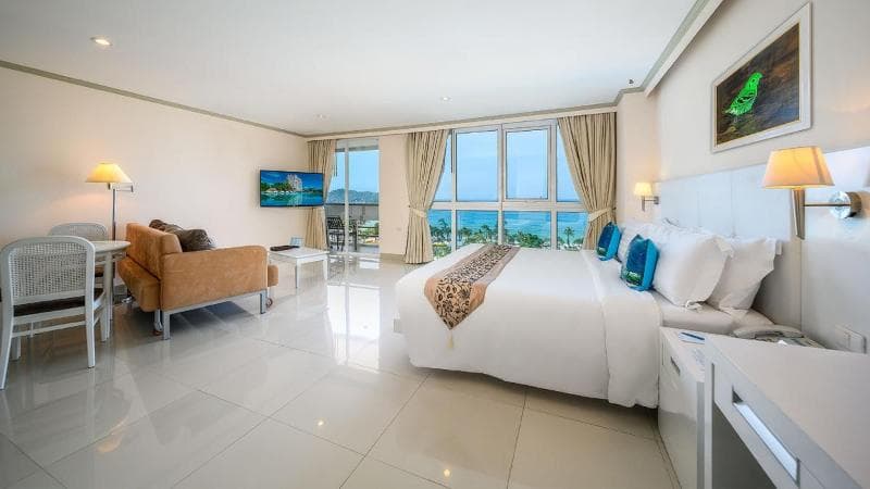 Andaman Beach Suites Hotel 2