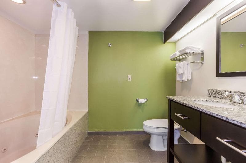 Sleep Inn at Harbour View 2