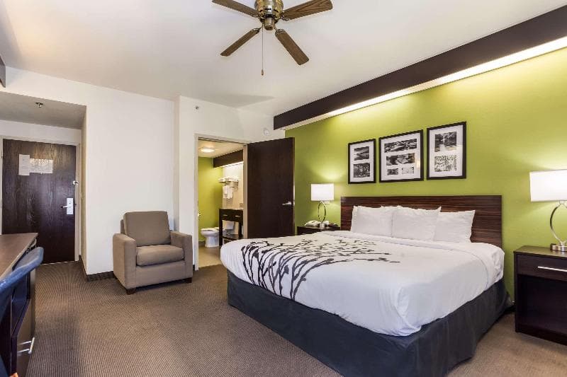 Sleep Inn at Harbour View 4