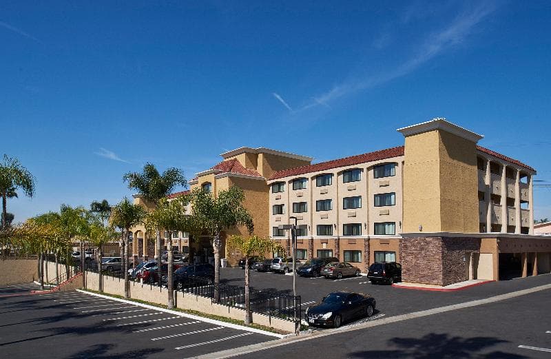 Holiday Inn Express San Diego South-National City photo 1