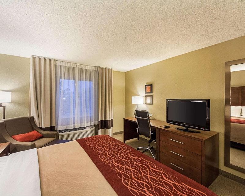 Comfort Inn East Wichita 5