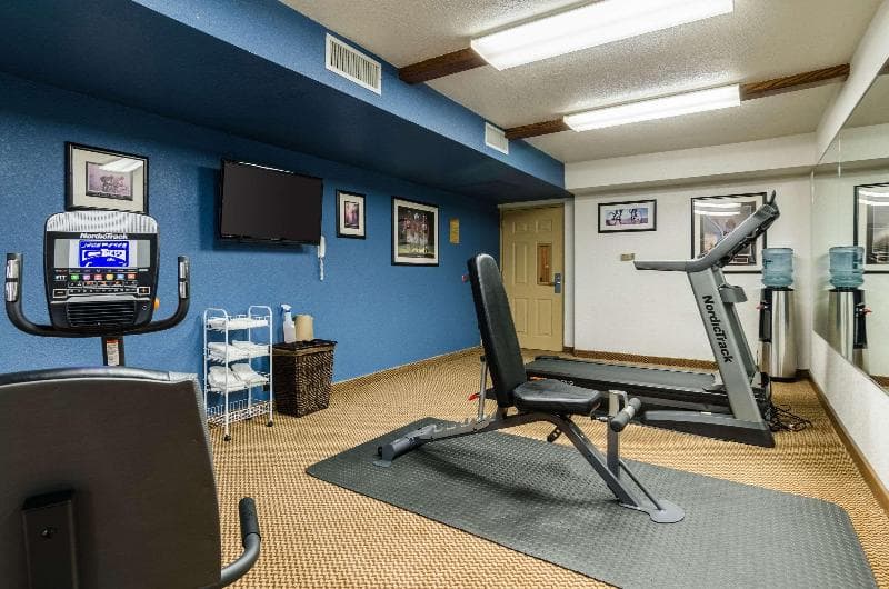Quality Inn & Suites Winfield 2