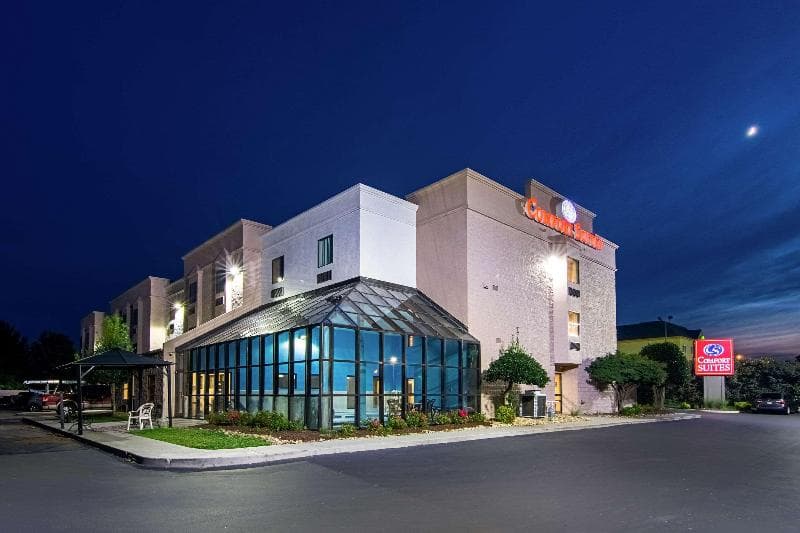 Comfort Suites Airport Alcoa 4