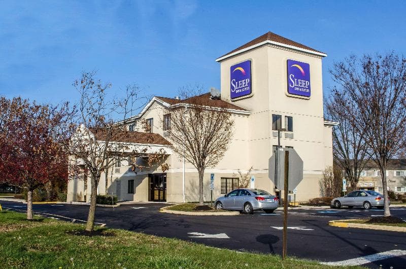 Sleep Inn & Suites 2