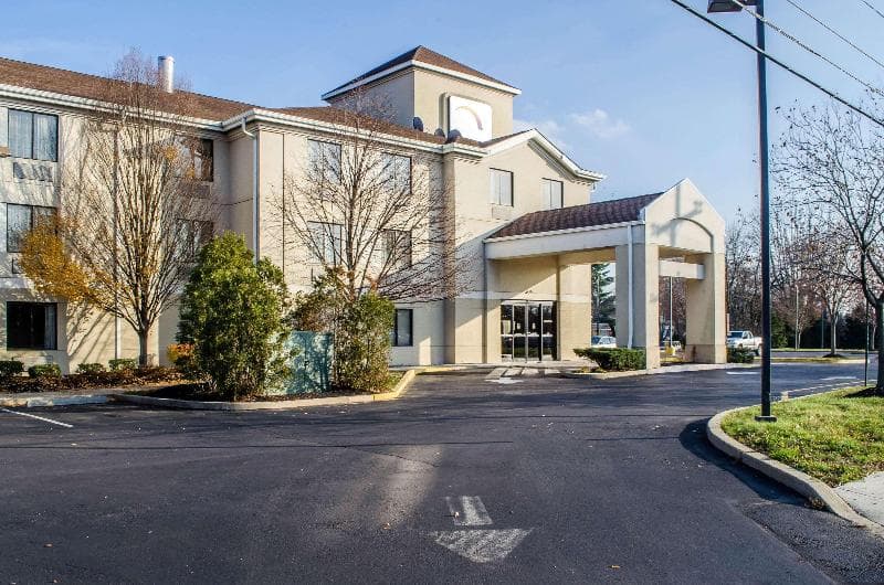 Sleep Inn & Suites 3