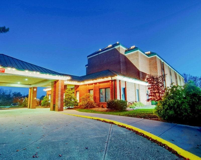 Comfort Inn 4