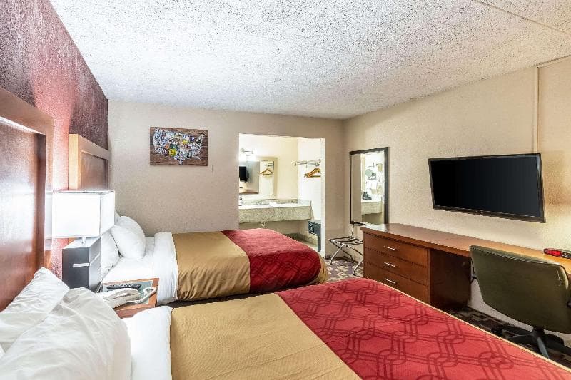 Econo Lodge Zanesville photo 1