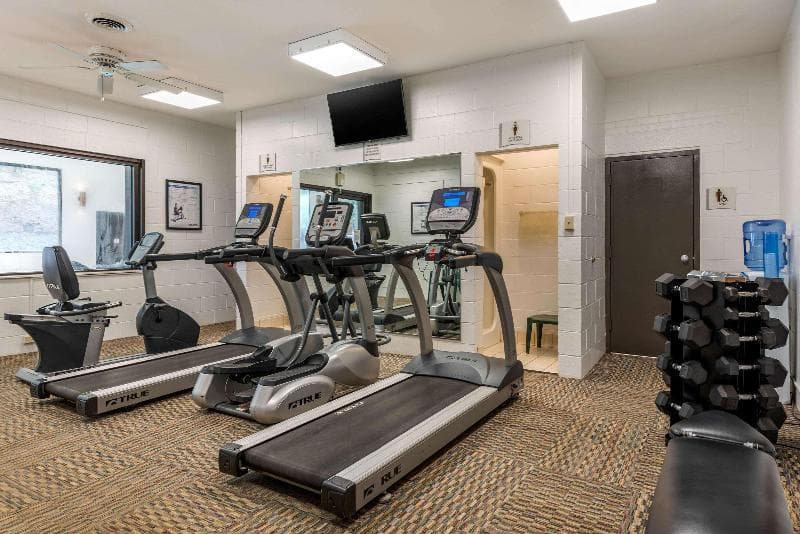 Quality Inn & Suites Zanesville 2