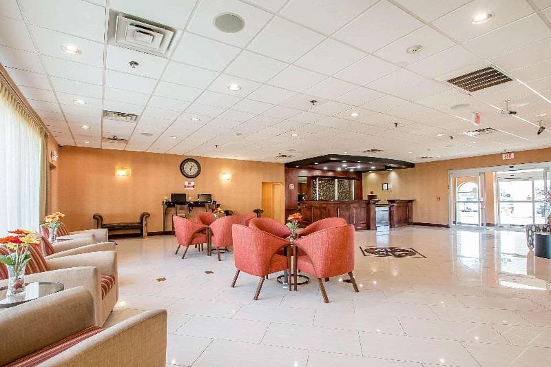 Clarion Inn Elmhurst 5