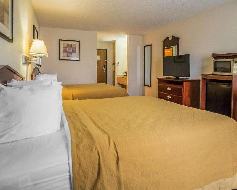 Quality Inn photo 1