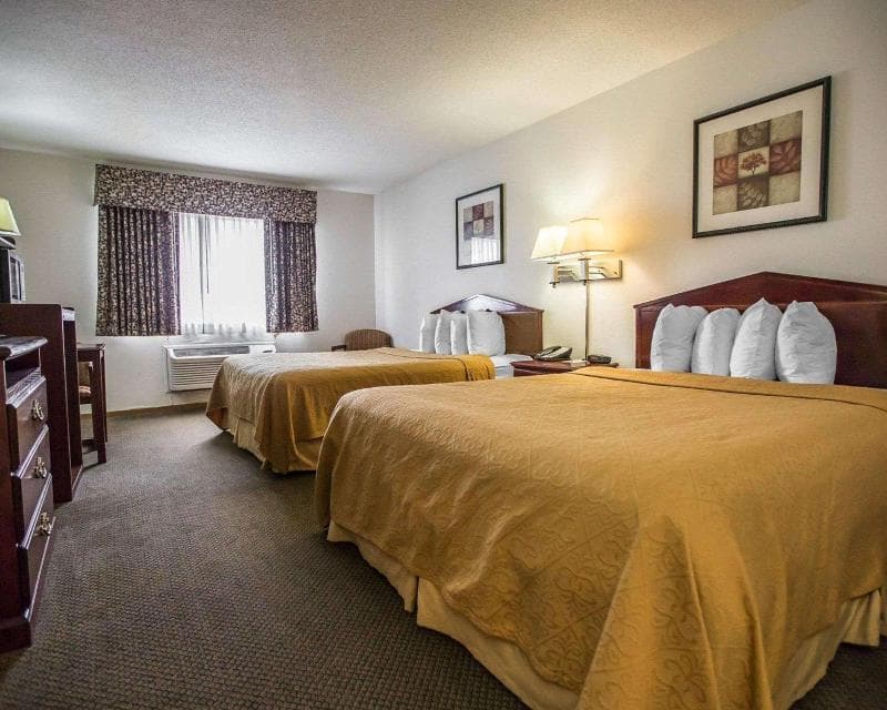 Quality Inn 3