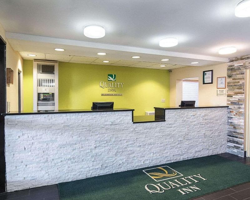 Quality Inn 2