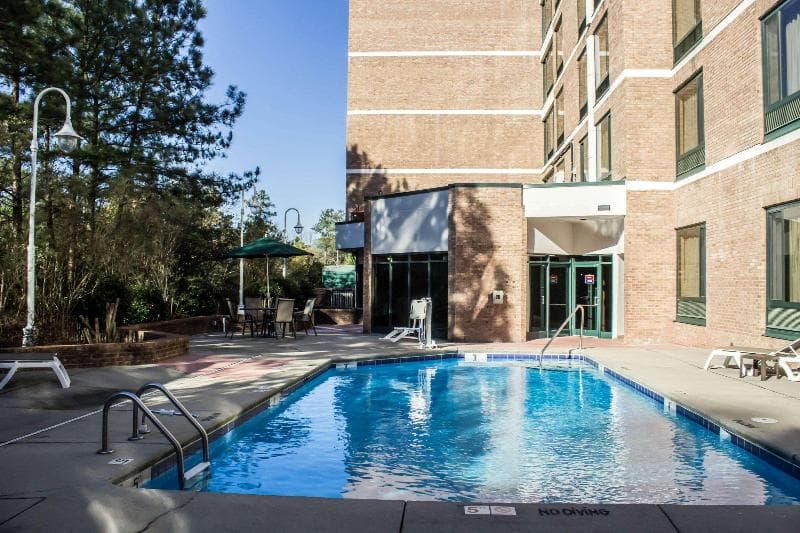 Comfort Suites (Durham) 2