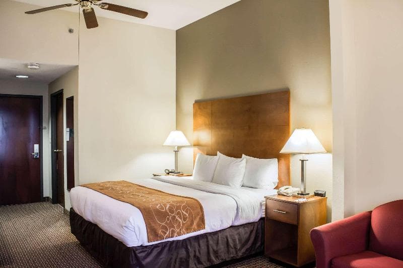 Comfort Suites (Durham) 3