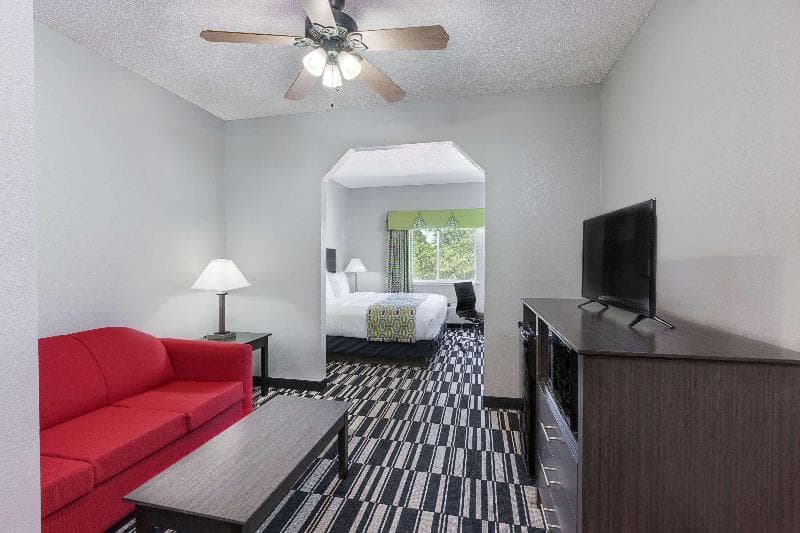 Holiday Inn Express And Suites Sulphur Springs 5
