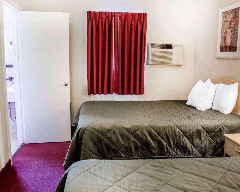 Rodeway Inn Dillsburg 4