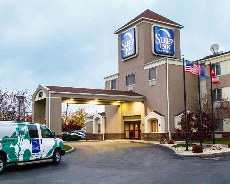 Sleep Inn & Suites Buffalo Airport photo 1