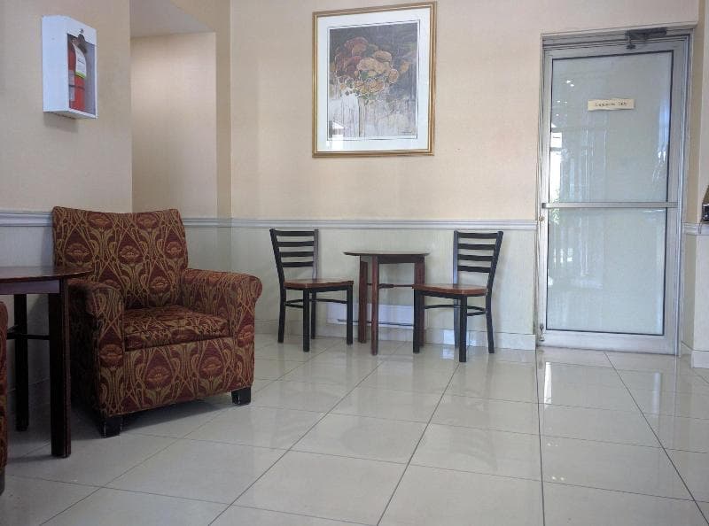 Hotel Des Arts 2