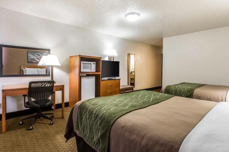 Bearcat Inn And Suites 3