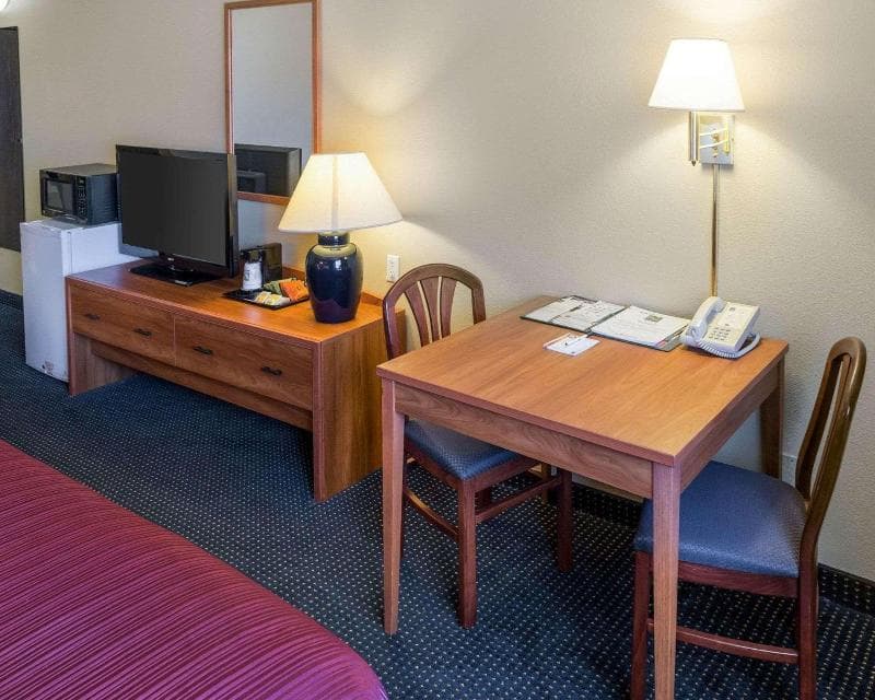 Quality Inn 3