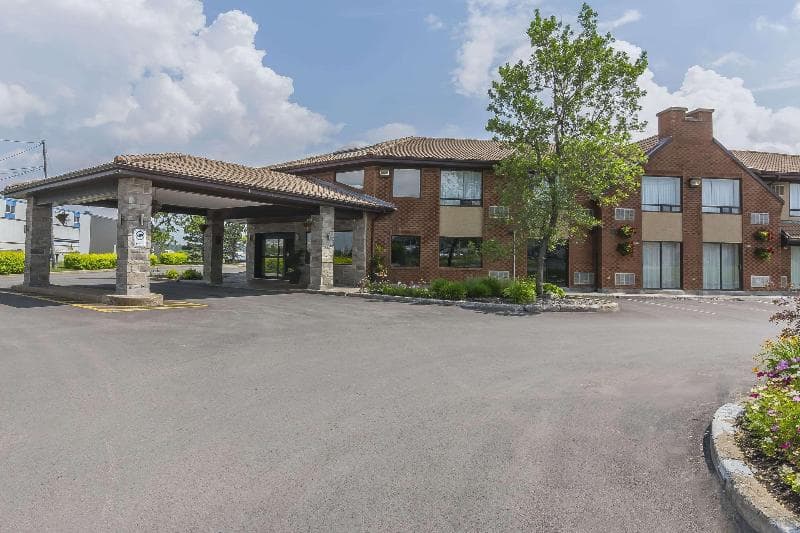 Comfort Inn 3