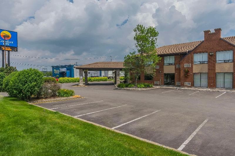 Comfort Inn photo 1