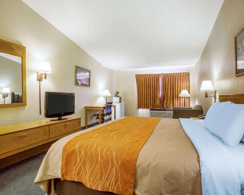 Comfort Inn 5