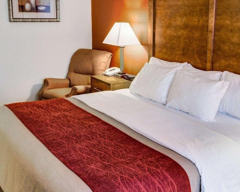 Comfort Inn Greenfield 2