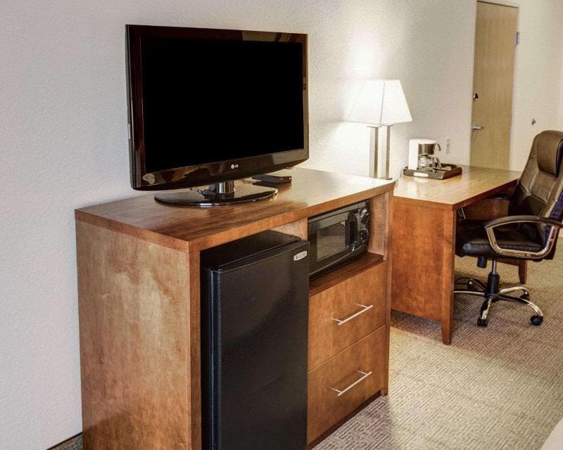 Comfort Inn Greenfield 3