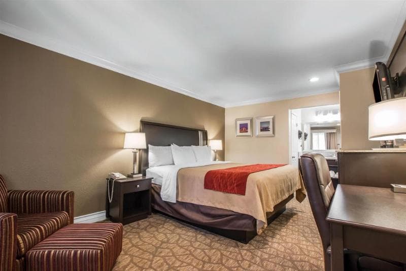 Quality Inn Downey 3