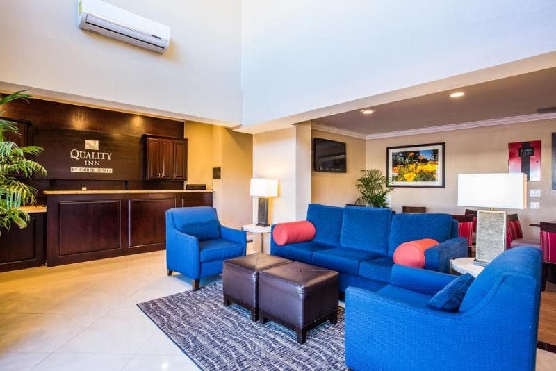 Quality Inn Downey 4