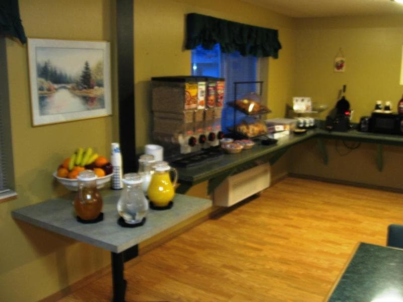 GuestHouse Inn & Suites Wilsonville photo 1